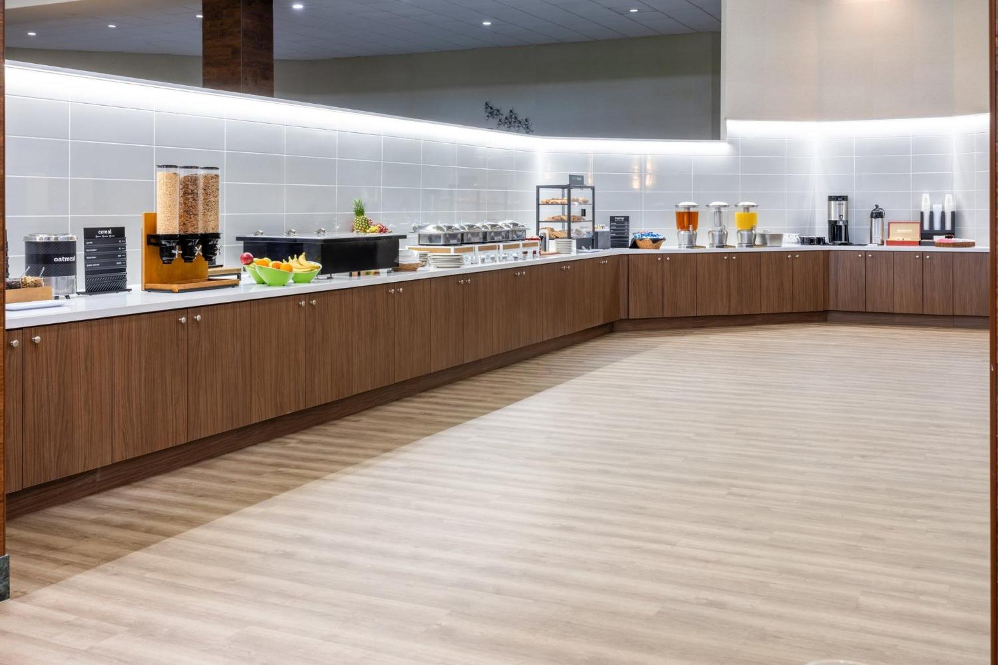 Holiday Inn Philadelphia South-Swedesboro By Ihg Exterior foto