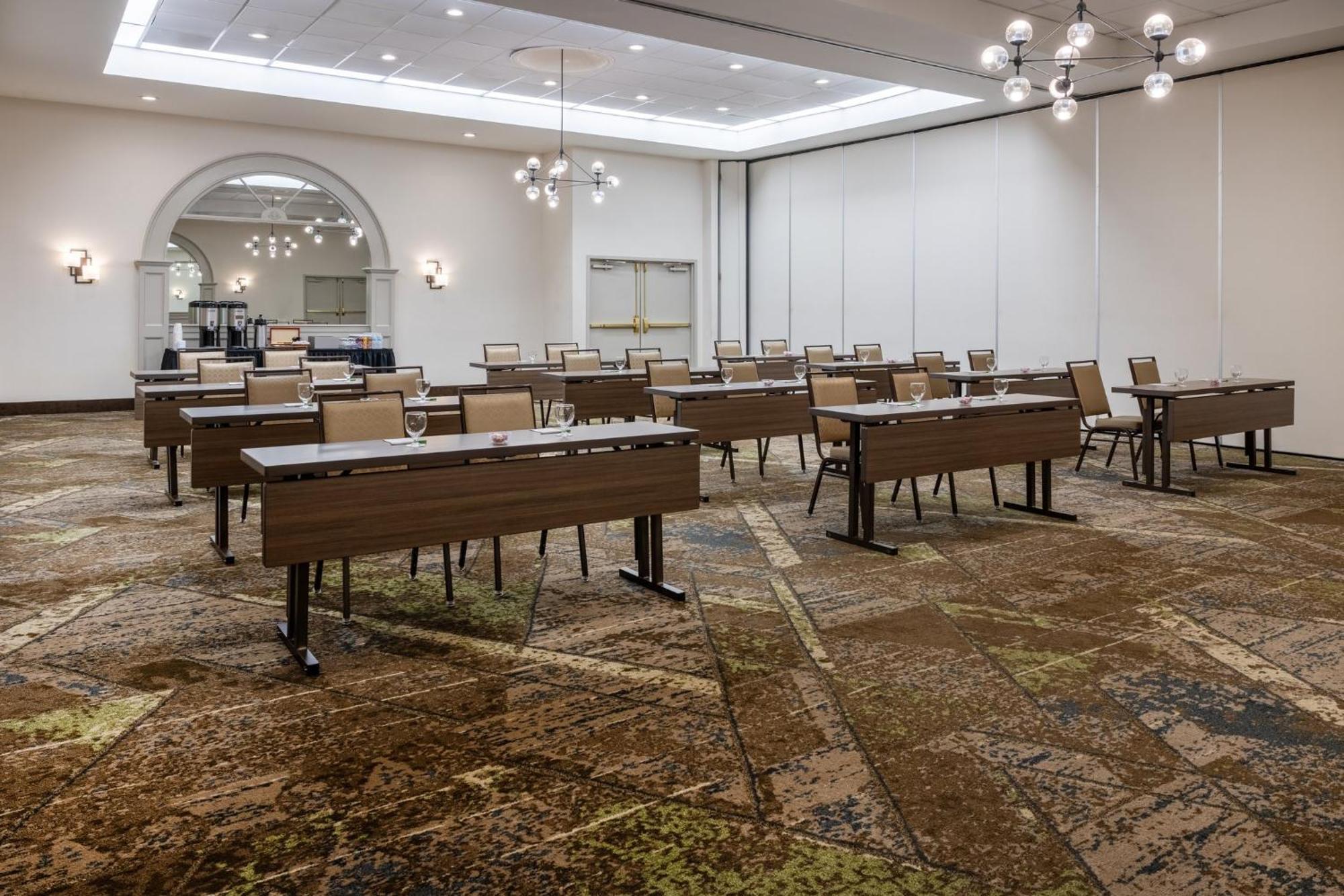 Holiday Inn Philadelphia South-Swedesboro By Ihg Exterior foto